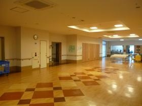 事業所の情報＿００１ 広々とした交流スペース