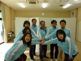 幅広い世代のスタッフが一人一人の力を合わせてます