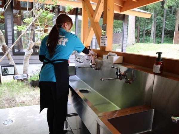 空いている時間にお掃除をお願いすることもあります☆