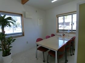 店舗内ミーティングルーム