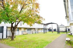 ところざわ学園（中庭）