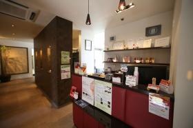 ＥＮＯＭＯＴＯ店内２