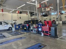 米子店サービス工場です、検査ライン