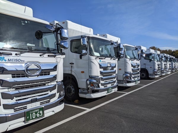 大型トラックドライバー（大型一種免許）