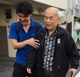 安心・安全のために一緒に外出