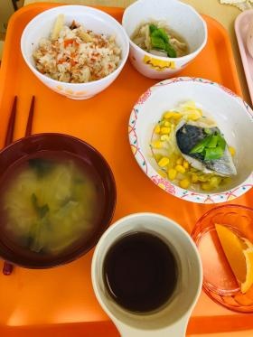 みんな大好き、栄養満点の給食！