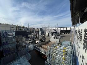 機材センター内観