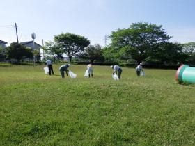 地域のボランティア活動に積極的に参加しています。