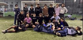 若手社員とインドネシア実習生中心にフットサルチーム結成