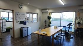 全体会議をしたり 集合する部屋です。