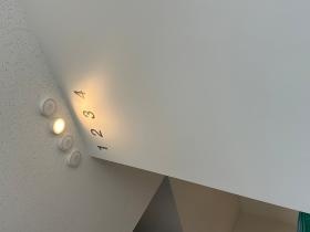 フロア内には様々な工夫が施されています