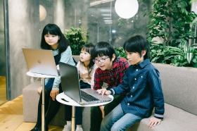 ★プログラミングスクールも運営中