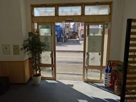 買取大吉マミーマート三芳店待合場所