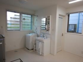 給湯室内洗面台