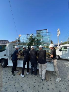 ＜業務課＞トラックで現場へ商品の配達を行います