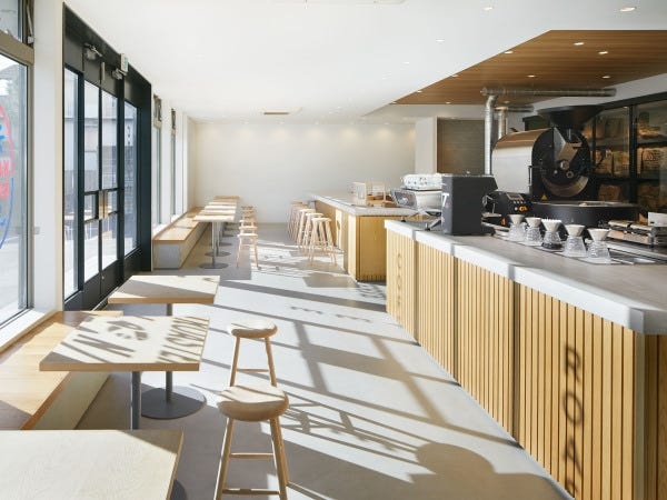 店舗スタッフ・コーヒー