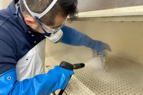 東広島テクノセンター 半導体製造装置の洗浄工程