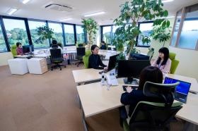 執務室（マーケティング・セールスチーム）