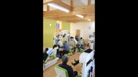 デイサービスかがやきのパワーリハビリの様子