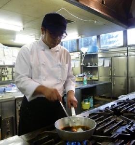 美味しいお料理つくってます！