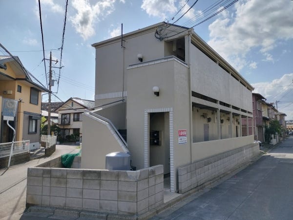 施設外観です！アパートタイプ5部屋になります！