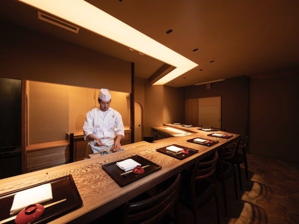 銀座の料亭｜キッチン・ホールスタッフ募集｜未経験者歓迎