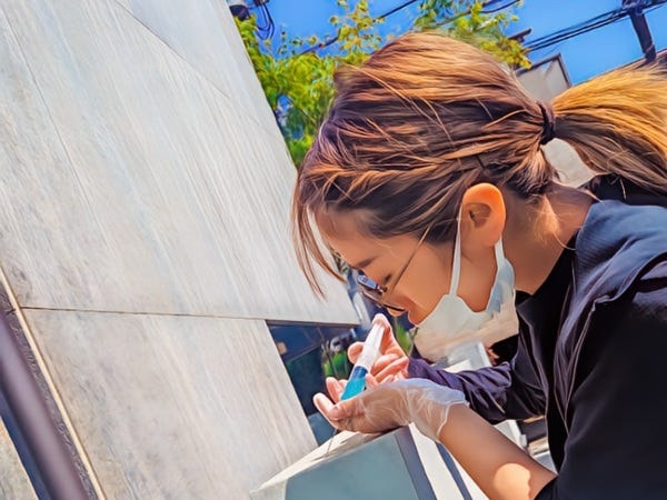 とっても細かい作業もあり、、とっても大きい作業もあります！いろんな作業があるのでおもしろいです!