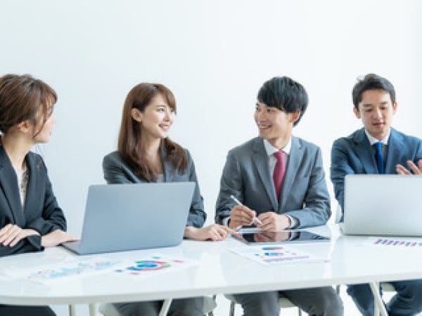 困ったときは気軽に周囲にアドバイスを求めることができます。