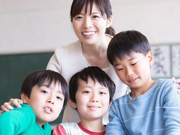 学童クラブ児童指導員｜未経験歓迎｜子どもたちの成長をサポート