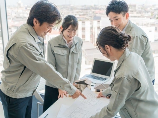 眼鏡ケースの検品・仕分け作業（未経験歓迎）