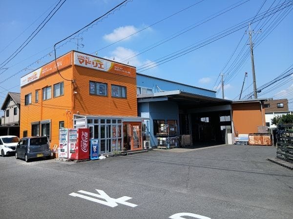 アルミサッシ組立・配送・工事スタッフ（普通免許必須）