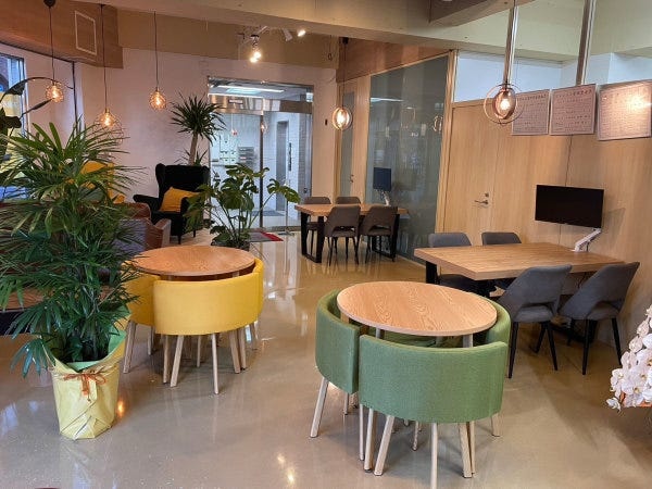 不動産事業「エイトホーム」の店舗です