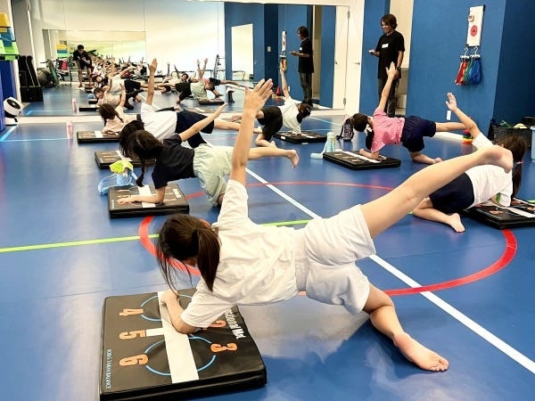 体幹特化スポーツ教室コーチ（未経験歓迎）