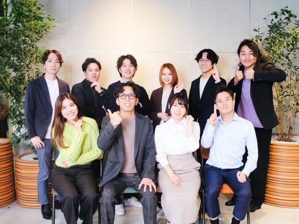 平均年齢26.5歳！成長意欲が高いメンバーが多く在籍するフレッシュな職場です！社長もイベントに参加するなどフランクな環境も魅力です！