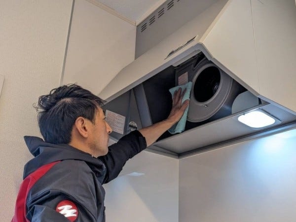 レンジフードもピカピカ！