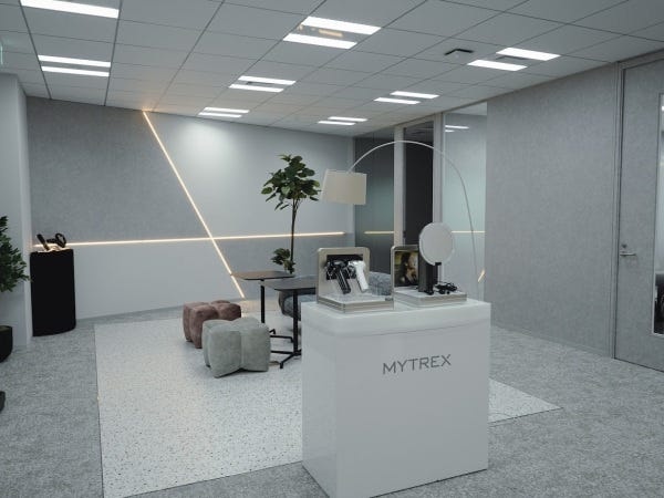 商品企画・開発職（業界不問）/市場調査～販売戦略まで/フレックスタイム制