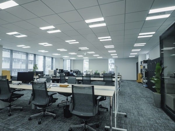 商品企画・開発職（業界不問）/市場調査～販売戦略まで/フレックスタイム制