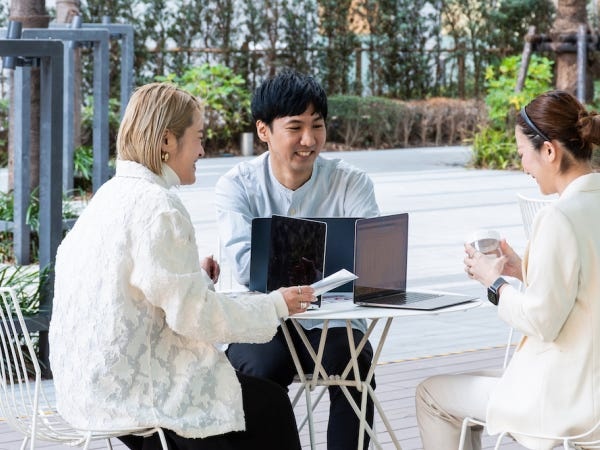 未経験歓迎！目元ケア製品の営業職｜新規ブランド立ち上げメンバー募集