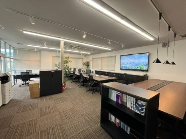 勤務いただくオフィスです。2024年4月に改装しました。