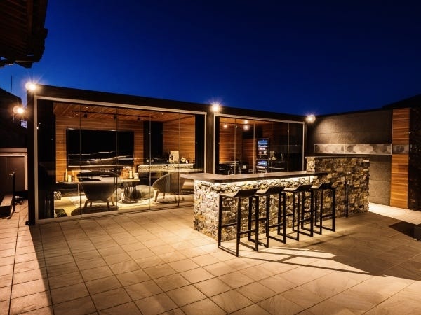 ラグジュアリナーお庭をデザイン。