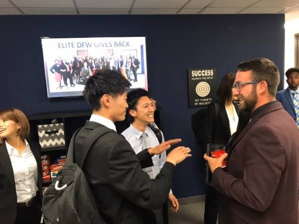 英語が話せなくても、なんとかなりますよ(笑)