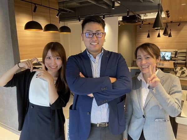 ホテルのようなオシャレなオフィスは当社の自慢の１つです！阿佐ヶ谷駅から徒歩5分のため、通勤もしやすいです！