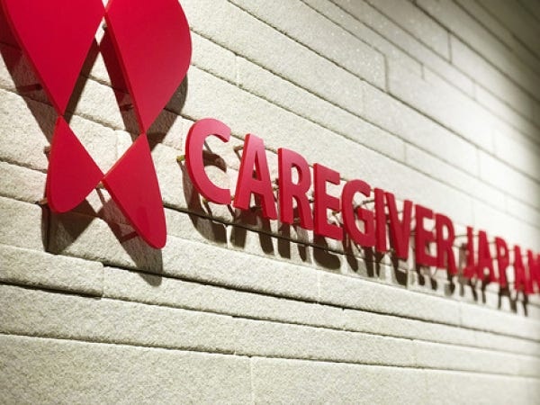 日勤ケアスタッフ（有料老人ホーム）2023年12月開設/週休3日制