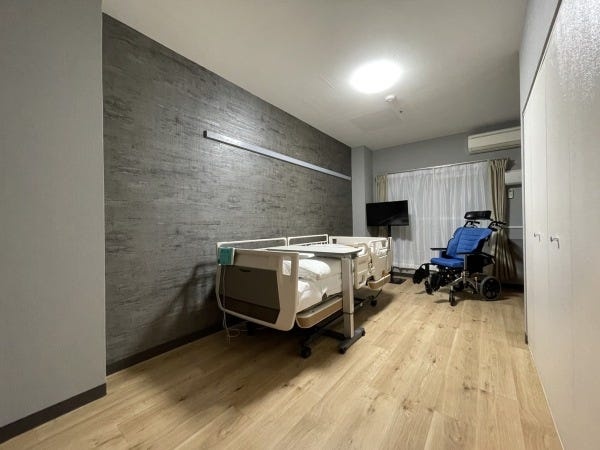 日勤ケアスタッフ（有料老人ホーム）2023年12月開設/週休3日制