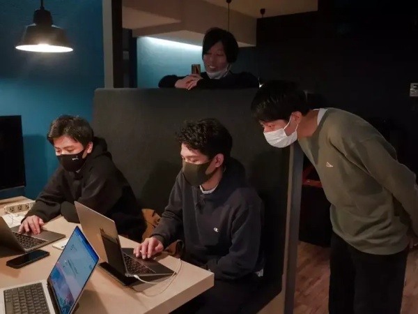 ミライ工事では社員が意見を出しやすい環境で、コミュニケーションも活発です