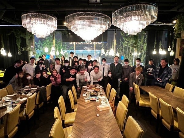 社内の忘年会風景です！