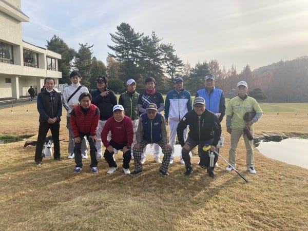 ソシオバンクのゴルフコンペです。組合員の経営者が参加しています。年に数回開催しています。