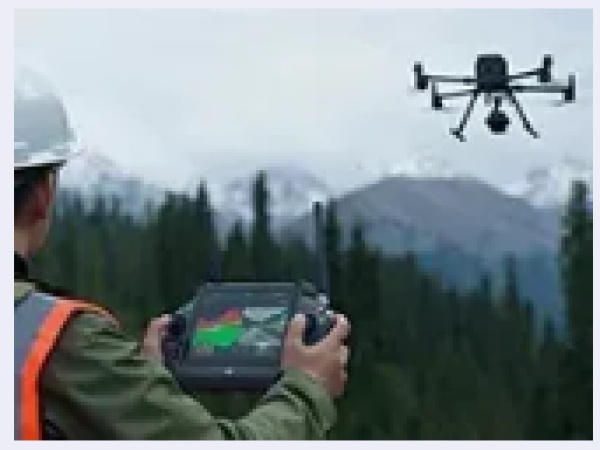 デジタルカメラ・ドローン販売｜商品紹介・接客｜未経験歓迎