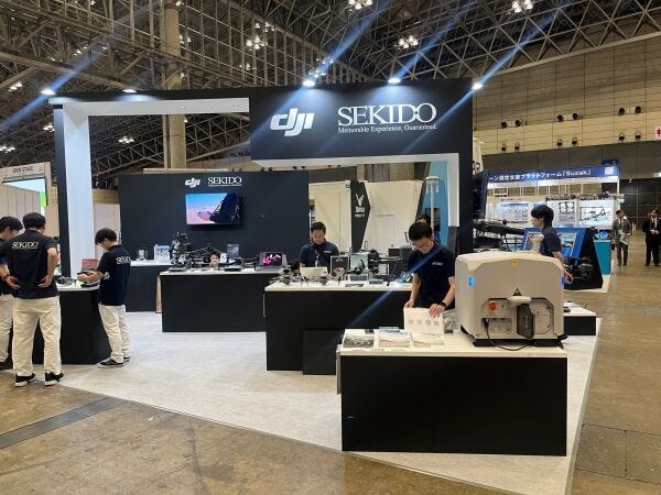 デジタルカメラ・ドローン販売｜商品紹介・接客｜未経験歓迎