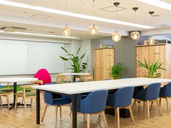 電子書籍流通を担う営業職｜出版社と電子書店の架け橋